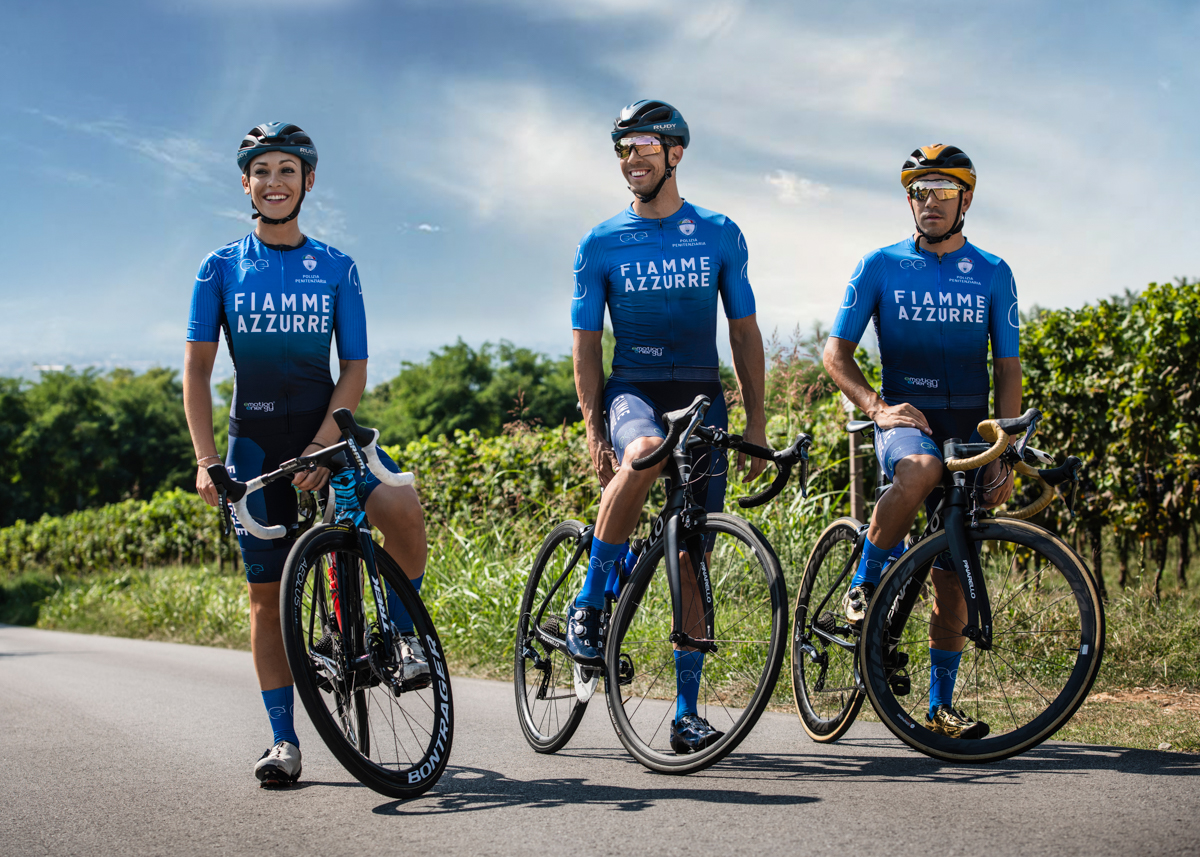 Scarpe ciclismo strada azzurre sale